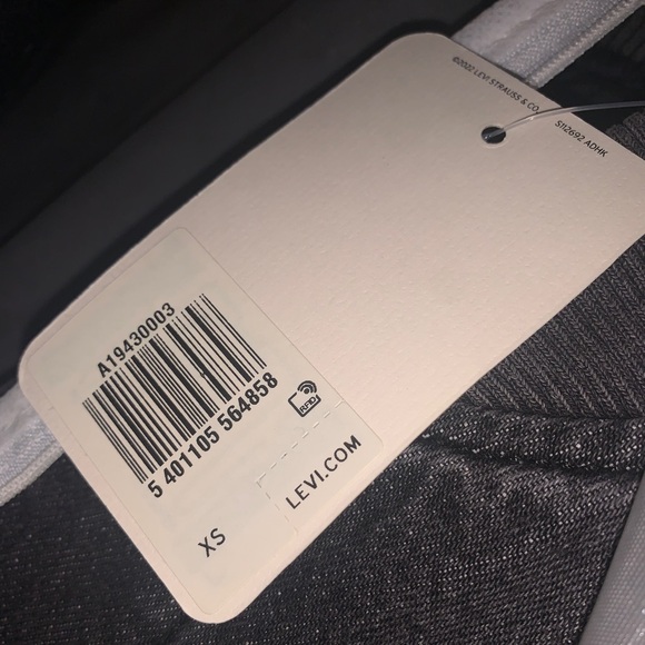 LEVIS CHESNUT VARSITY JACKET - Picture 5 of 6